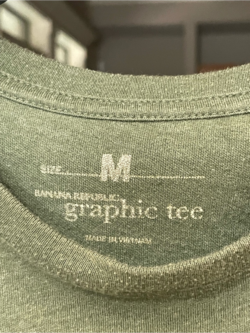 Banana Republic Men M Lot 2 Graphic Tees Golf Palm Tree Casual Athleisure - Picture 8 of 12